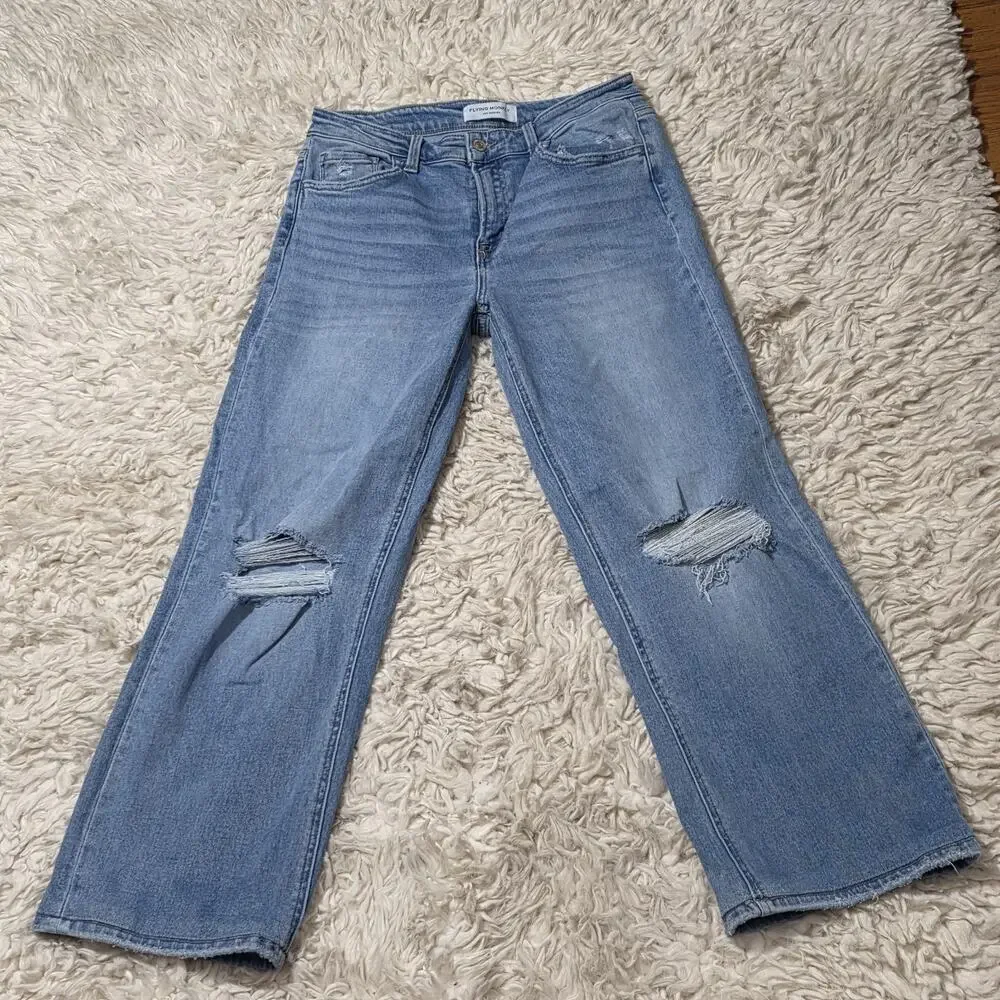 Flying Monkey Women's Mid Rise Classic Straight Jeans Size 30